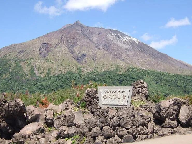 日本樱岛火山再次喷发