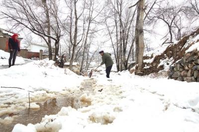 兰州大雪乱成一锅粥，兰州大雪引发混乱