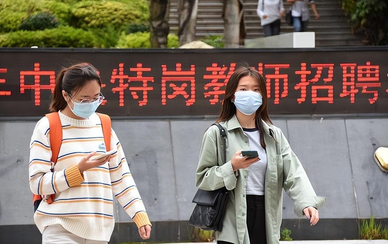 女子举报前公公有不明财产，银行通报，财产来源不明，已被冻结