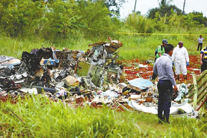 38人失事丧生，客机坠毁事件